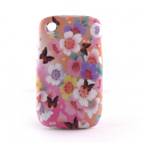 Coque silicone fleurs et papillons sur fond rose pour Blackberry 8520 curve+ film protection ecran offert
