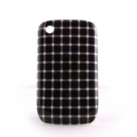 Coque rigide a carreaux noirs et blancs Blackberry 8520 curve+ film protection ecran offert
