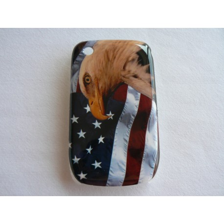 Coque rigide drapeau Etats Unis/USA et aigle pour Blackberry 8520 Curve  + film protection écran offert